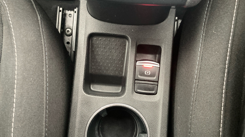 Renault Captur 1.5 dCi 115 Iconic 5dr EDC Diesel Hatchback